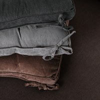 Saari 燈芯絨坐墊